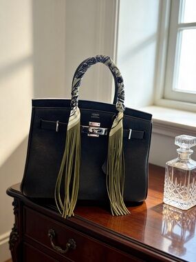 Trendy Fringe Handbag Wraps in several colors